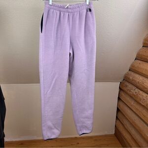 THE NORTH FACE Lavender fleece pants w/Navy lined pockets & Ankle. Size Medium